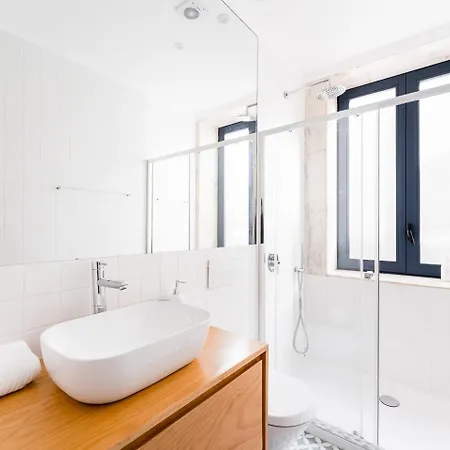 Hiddengem - Cherry On 아파트 *